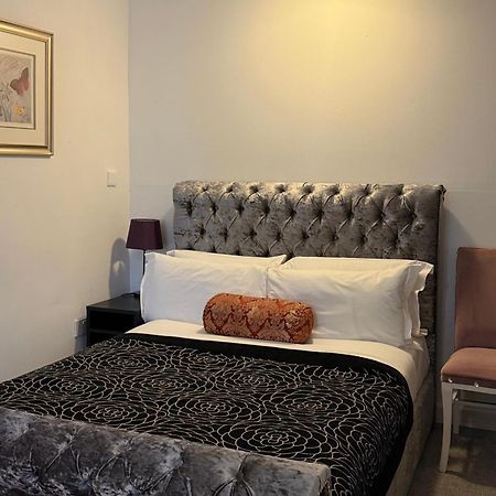 Sids Restaurant And Bar With Rooms 카디프 외부 사진