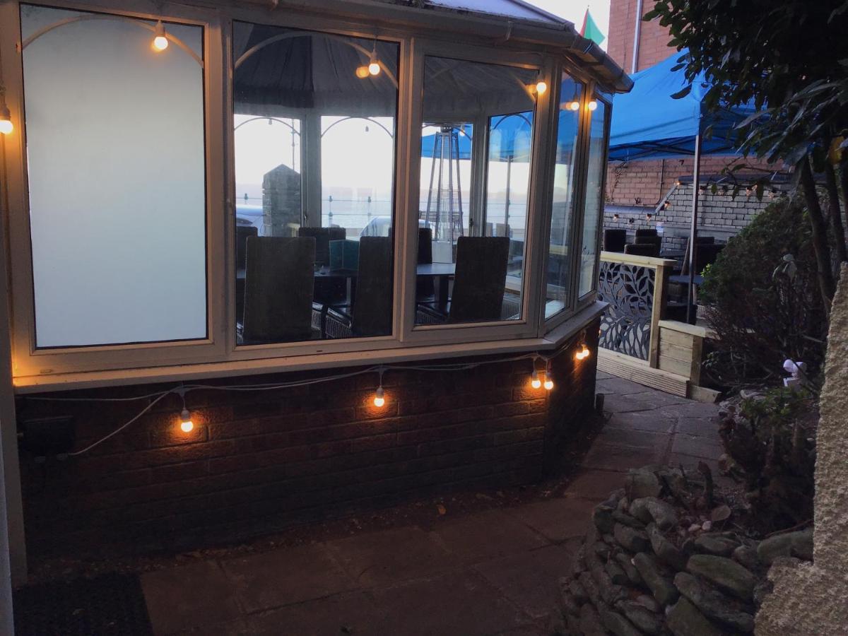 Sids Restaurant And Bar With Rooms 카디프 외부 사진